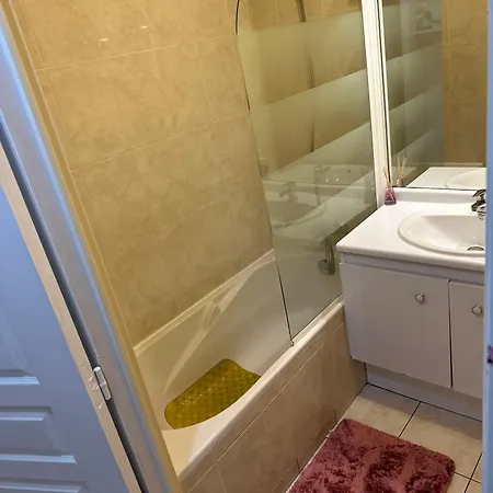 Homestay D'hote A 13 Minutes De Disneyland *
